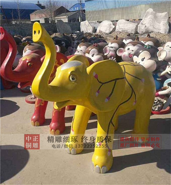 銅象燭臺雕塑.jpg 銅象燭臺雕塑.jpg