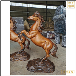 純銅小號馬到成功雕塑 純銅小號馬到成功雕塑